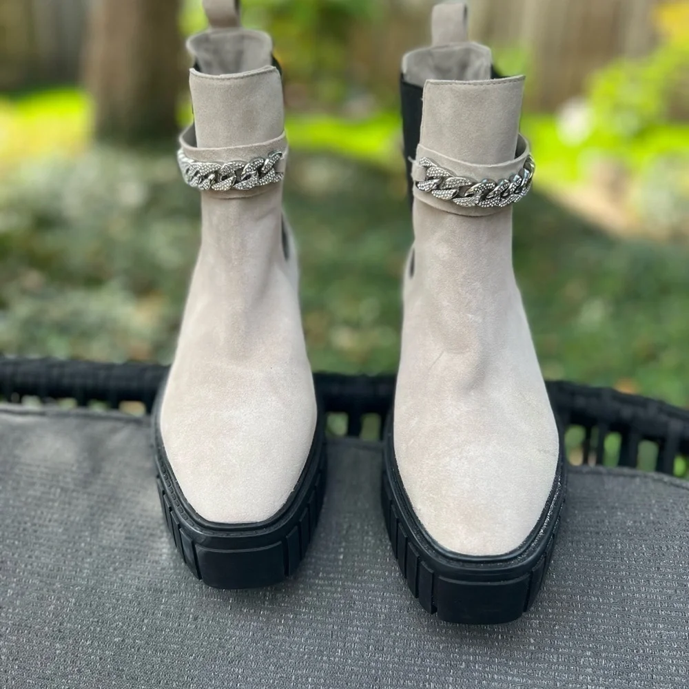 KARL LAGERFELD PARIS Riza Chain Platform Chelsea Boots